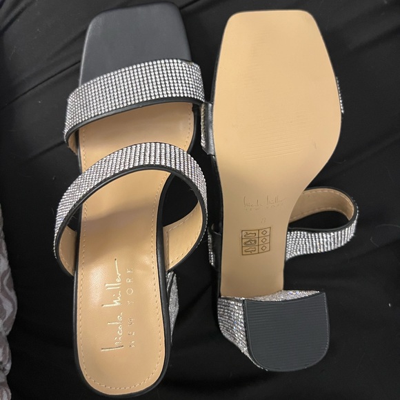 size 8 sparkly heels - Picture 3 of 3